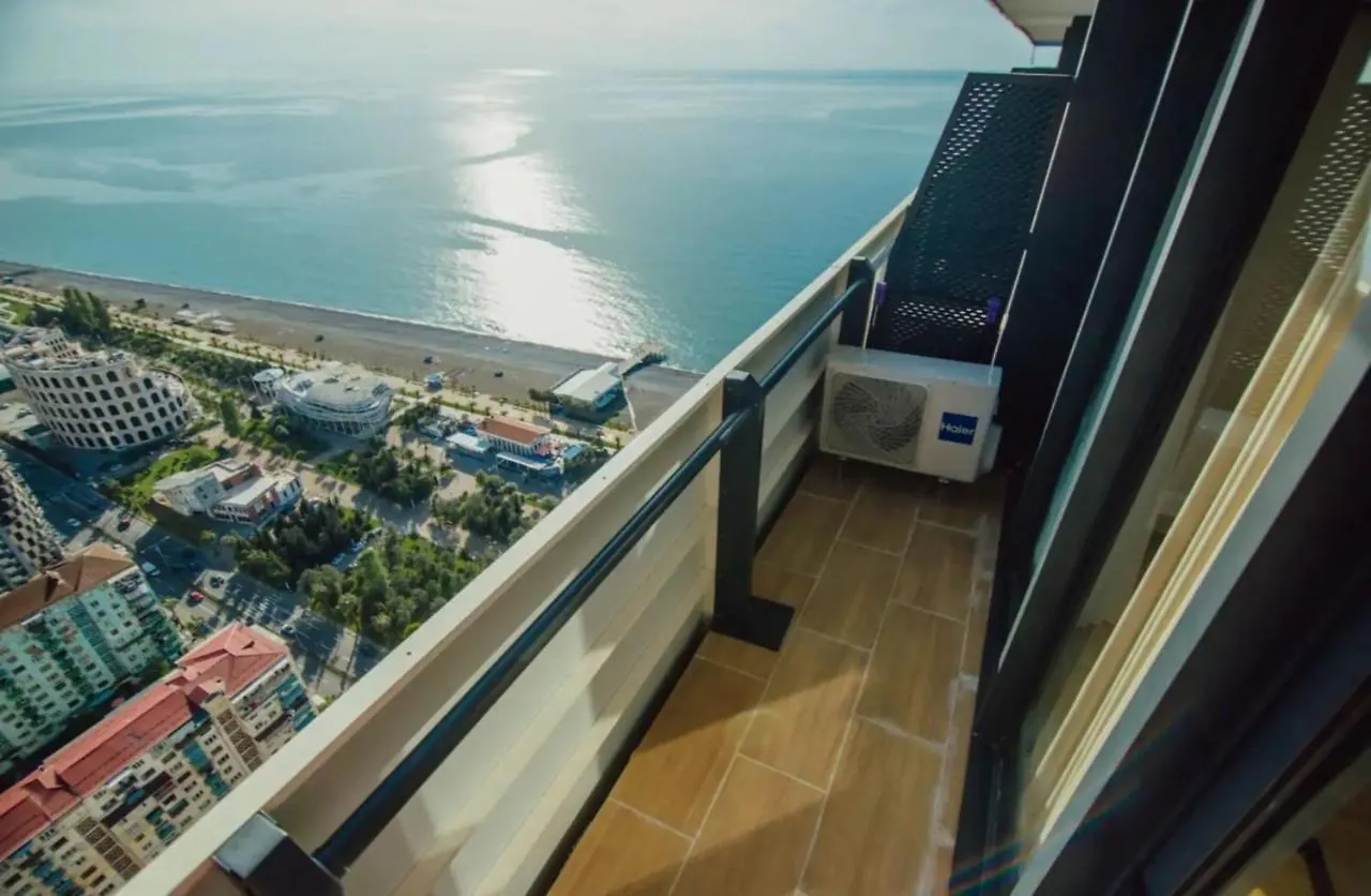 Elegance Sea View Aparthotel In Orbi City Batum